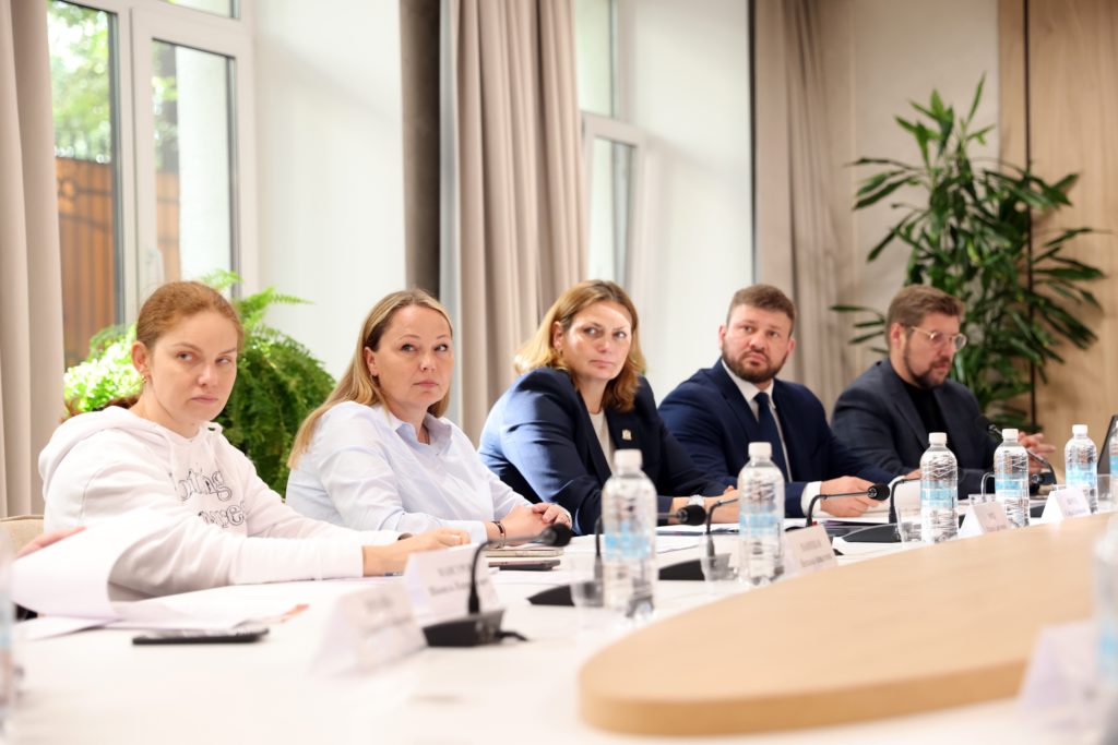 Департамент физической культуры и спорта Югры: Как Югра делает спорт доступным: делимся опытом на федеральном уровне.